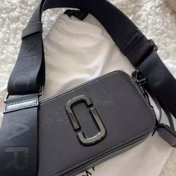 Marc Jacobs Black Crossbody Bag - Picture 1 of 4